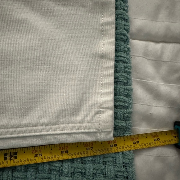 WHBM Ladies White Jeans Girlfriend Straight Leg White House Black Market NWOT - Picture 3 of 5